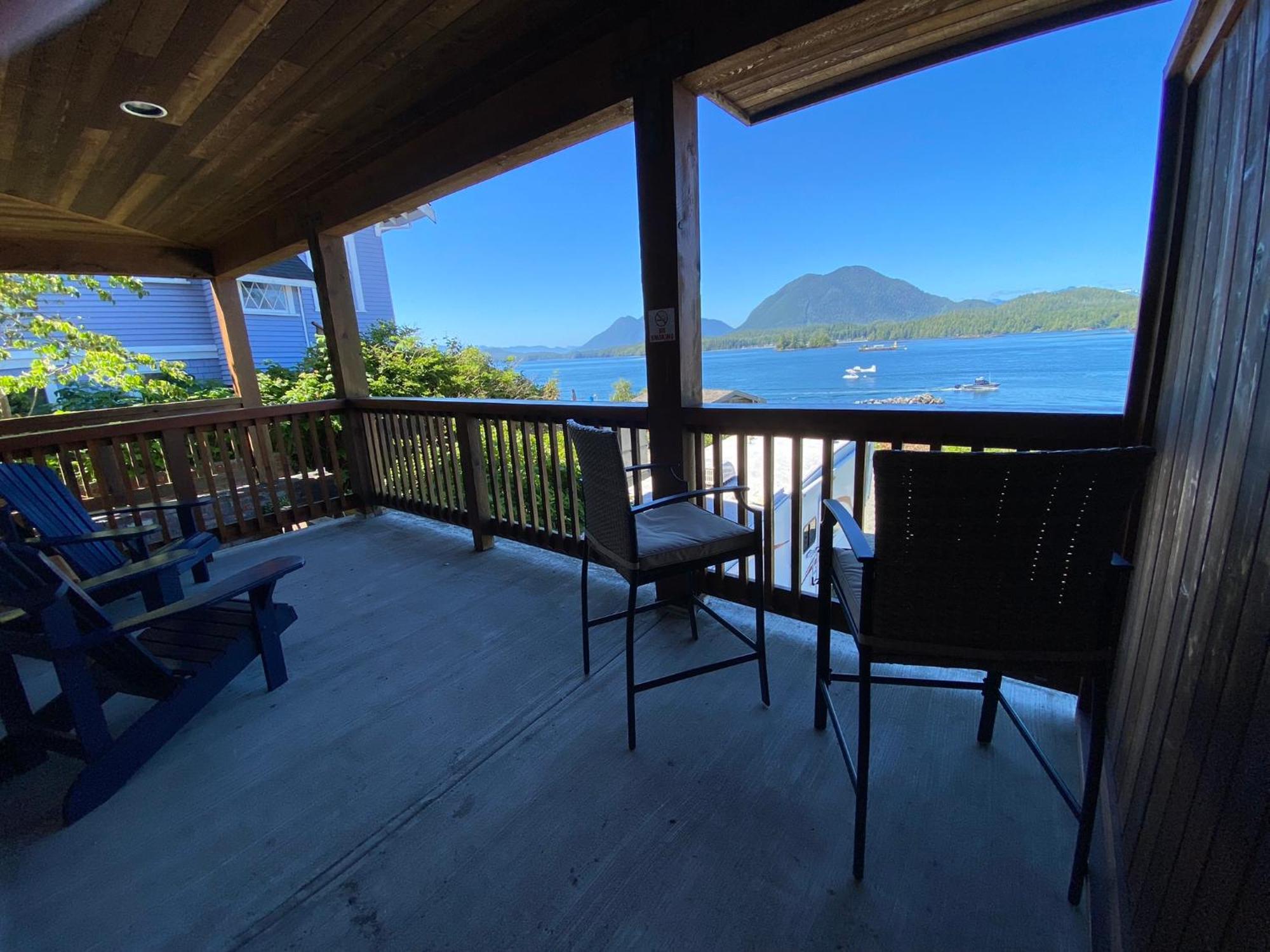 The At Tough 2* Tofino